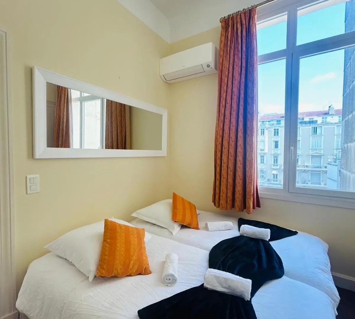 Apartment Studio Chic A 200 M Du Palais Des Festivals, Au Coeur Du Shopping Cannois Cannes