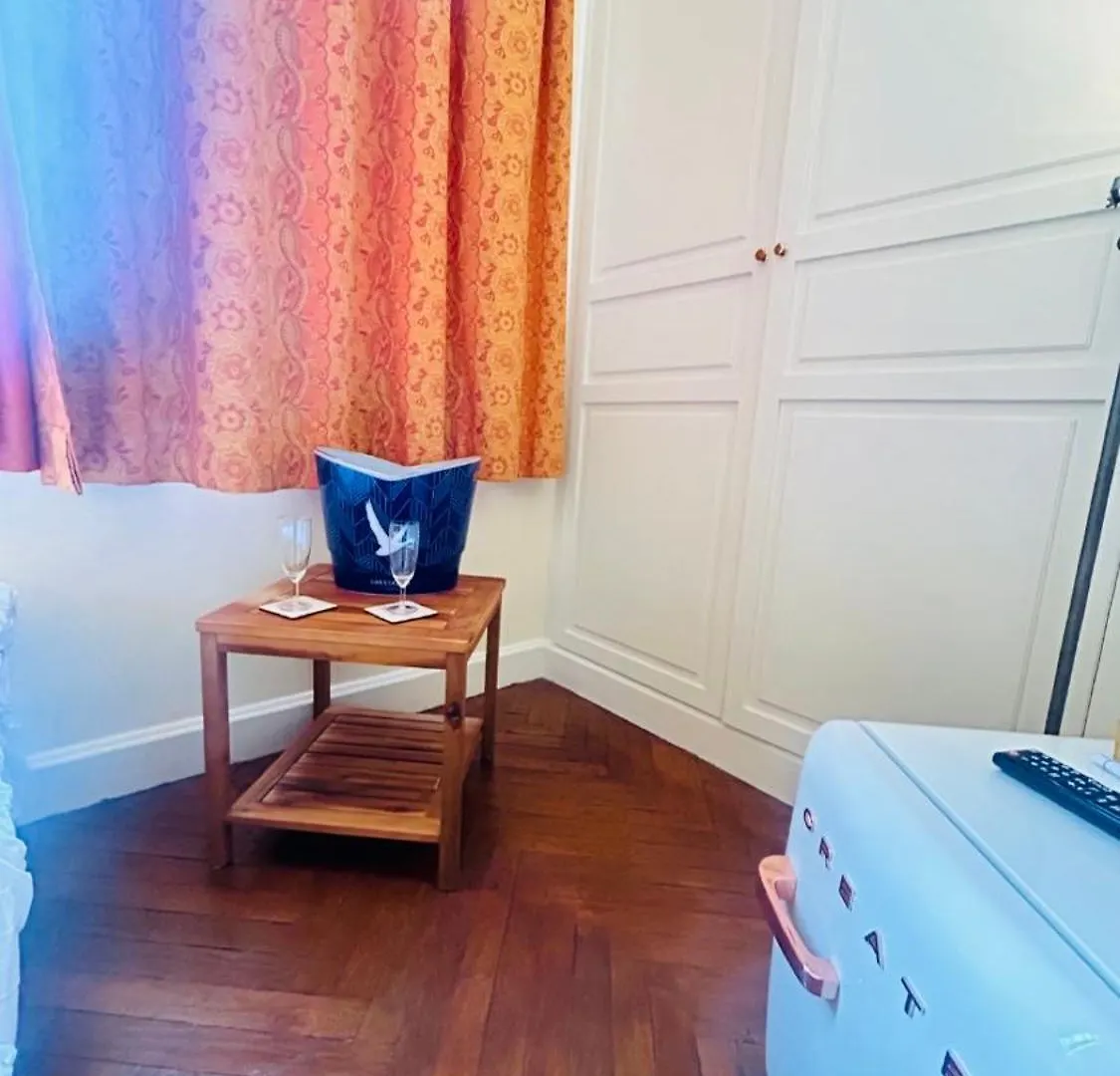 Studio Chic A 200 M Du Palais Des Festivals, Au Coeur Du Shopping Cannois Cannes Apartment